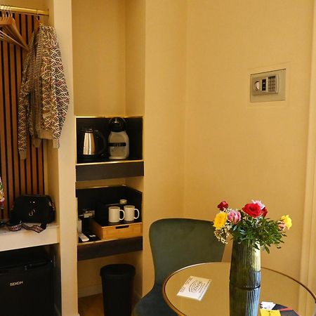 Ta-49 Bed E Breakfast Nápoles Exterior foto