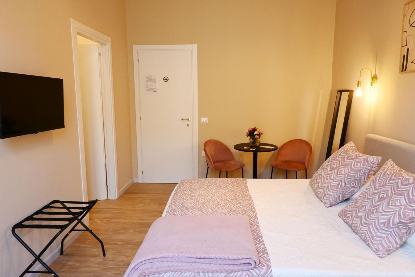 Ta-49 Bed E Breakfast Nápoles Exterior foto
