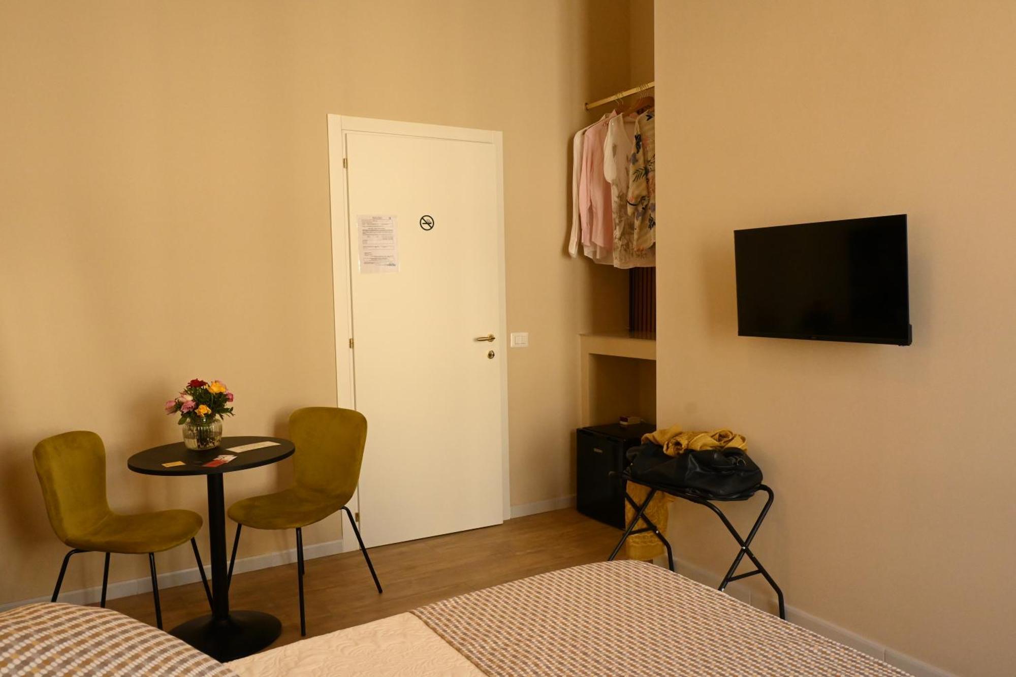 Ta-49 Bed E Breakfast Nápoles Exterior foto