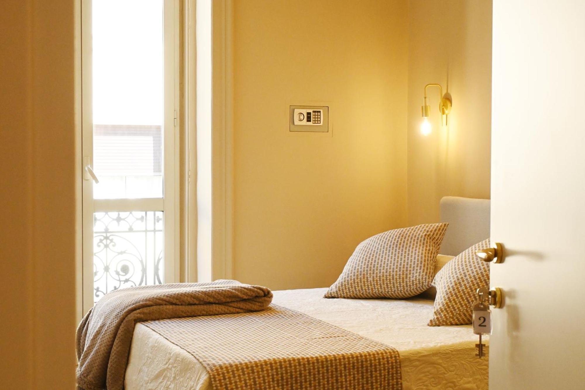 Ta-49 Bed E Breakfast Nápoles Exterior foto