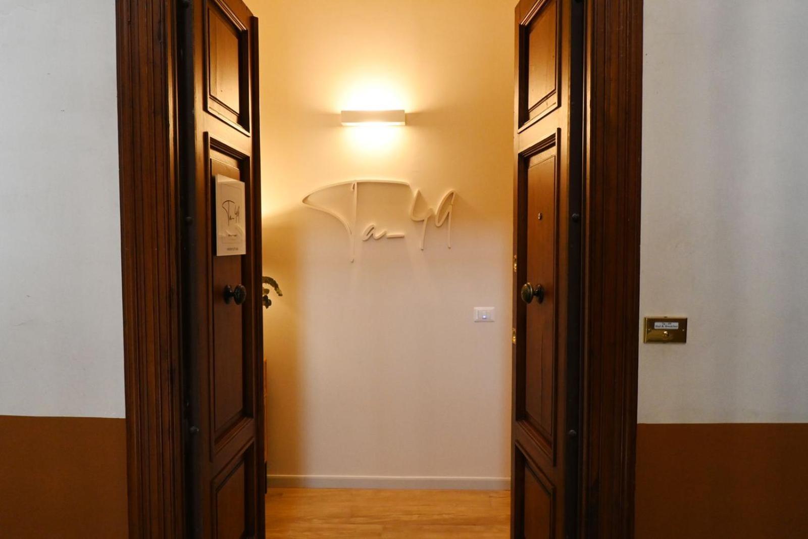 Ta-49 Bed E Breakfast Nápoles Exterior foto